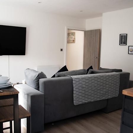 Bv Apt 2 Bedroom At Holmfirth Perfect Views 허더즈필드 외부 사진