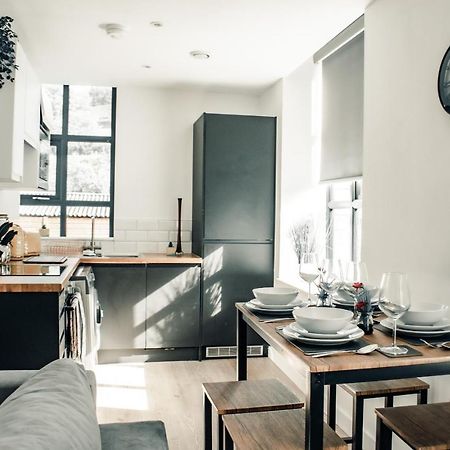 Bv Apt 2 Bedroom At Holmfirth Perfect Views 허더즈필드 외부 사진