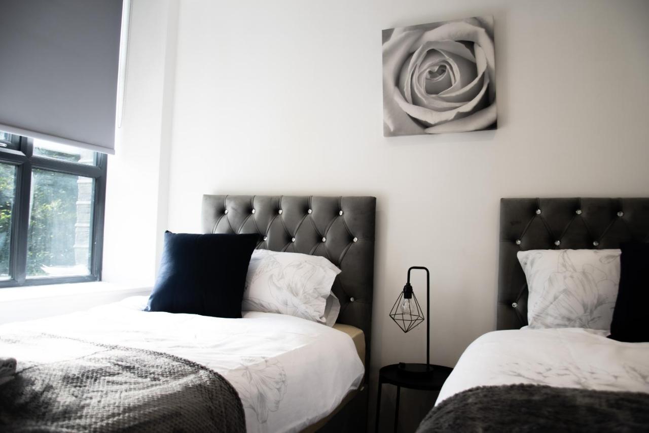 Bv Apt 2 Bedroom At Holmfirth Perfect Views 허더즈필드 외부 사진